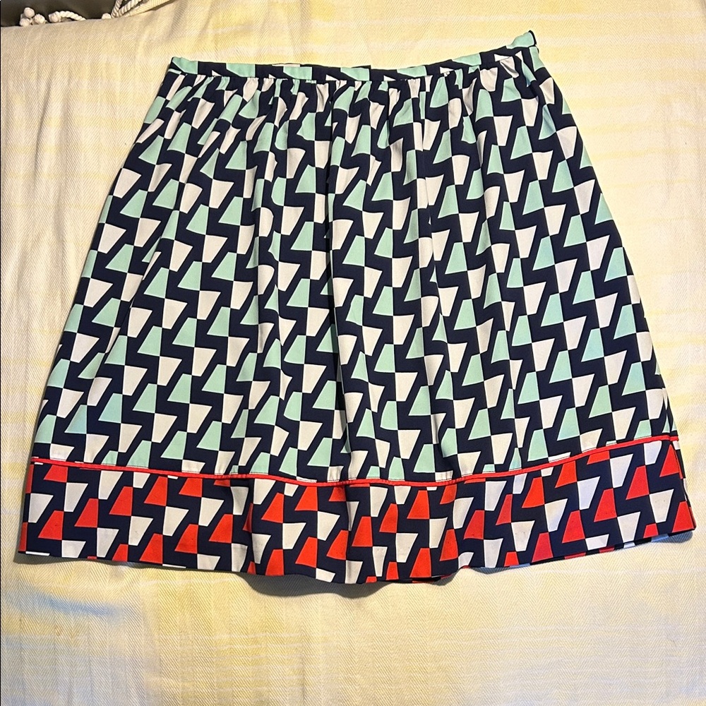 Tommy Hilfiger Geometric Print Mini Skirt in Navy, Mint & Red size 2